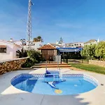 Capistrano Village, 1 Bedroom + Free Wi-fi *