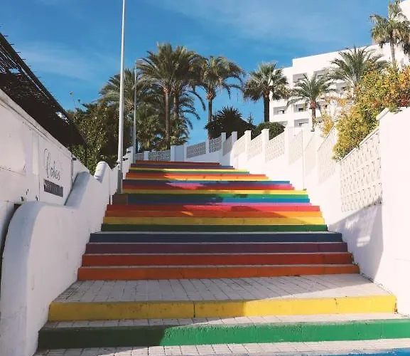 Capistrano Village, 1 Bedroom + Free Wi-fi * Nerja