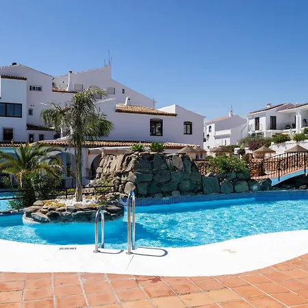 Capistrano Village, 1 Bedroom + Free Wi-fi Nerja