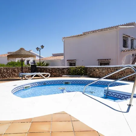 Capistrano Village, 1 Bedroom + Free Wi-fi Appartement