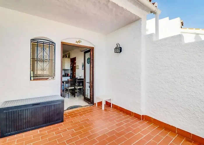 Apartment Capistrano Village, 1 Bedroom + Free Wi-fi Nerja