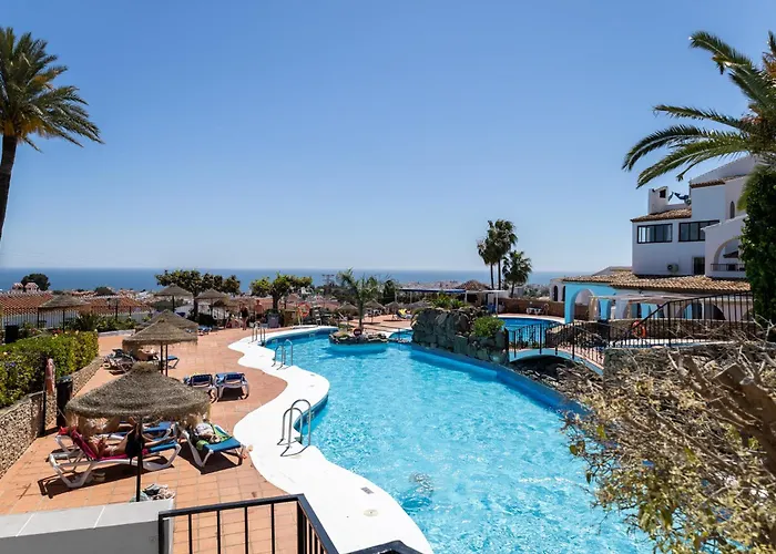 Capistrano Village, 1 Bedroom + Free Wi-fi 아파트 네르하