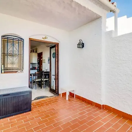 Apartment Capistrano Village, 1 Bedroom + Free Wi-fi Nerja